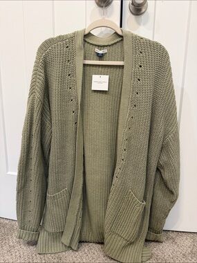 American Eagle Outfitters Olive Green Open-Front Chunky Cardigan